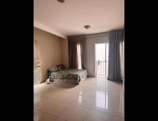 1 BEDROOM PROPERTY TO RENT IN OATLANDS